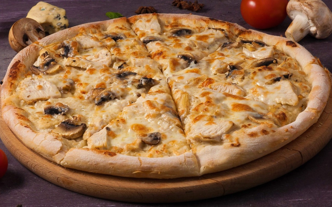 грибная пицца с шампиньонами и сыром фото 102